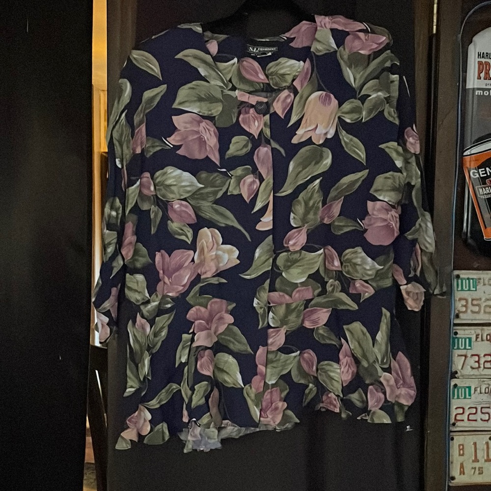 SL Fashions plus size vintage top floral